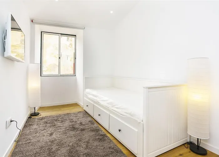 Central Lisbon Studio شقة