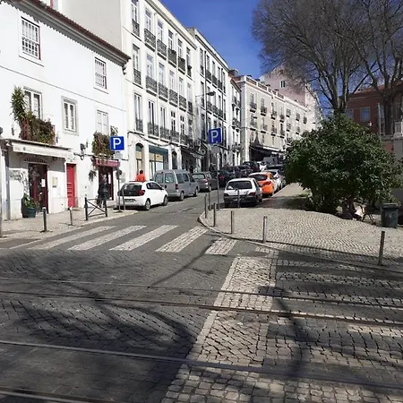 Central Lisbon Studio Apartman